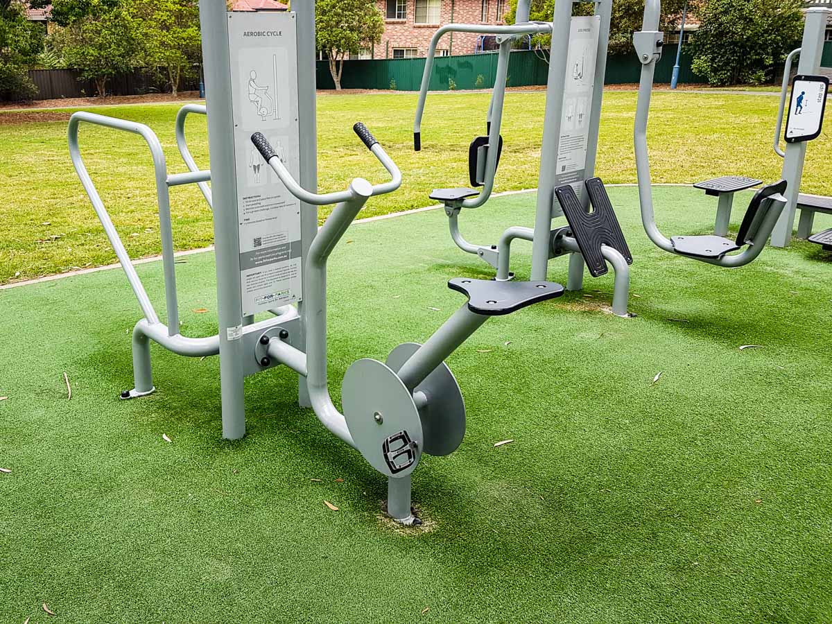 Free outdoor exercise equipment abounds in Cleveland: Stretching
